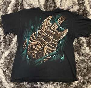 Vintage 2005 Liquid Blue Skeleton Bone Guitar Goth Rock Graphic T-Shirt